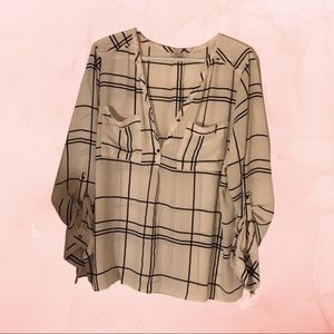 📦White & Black Crossed Lines Reitmans Blouse